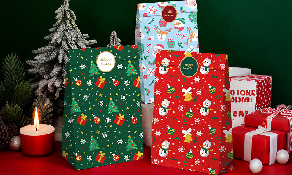24PCS Christmas Flat Top Paper Gift Bags for Christmas Eve Apples
