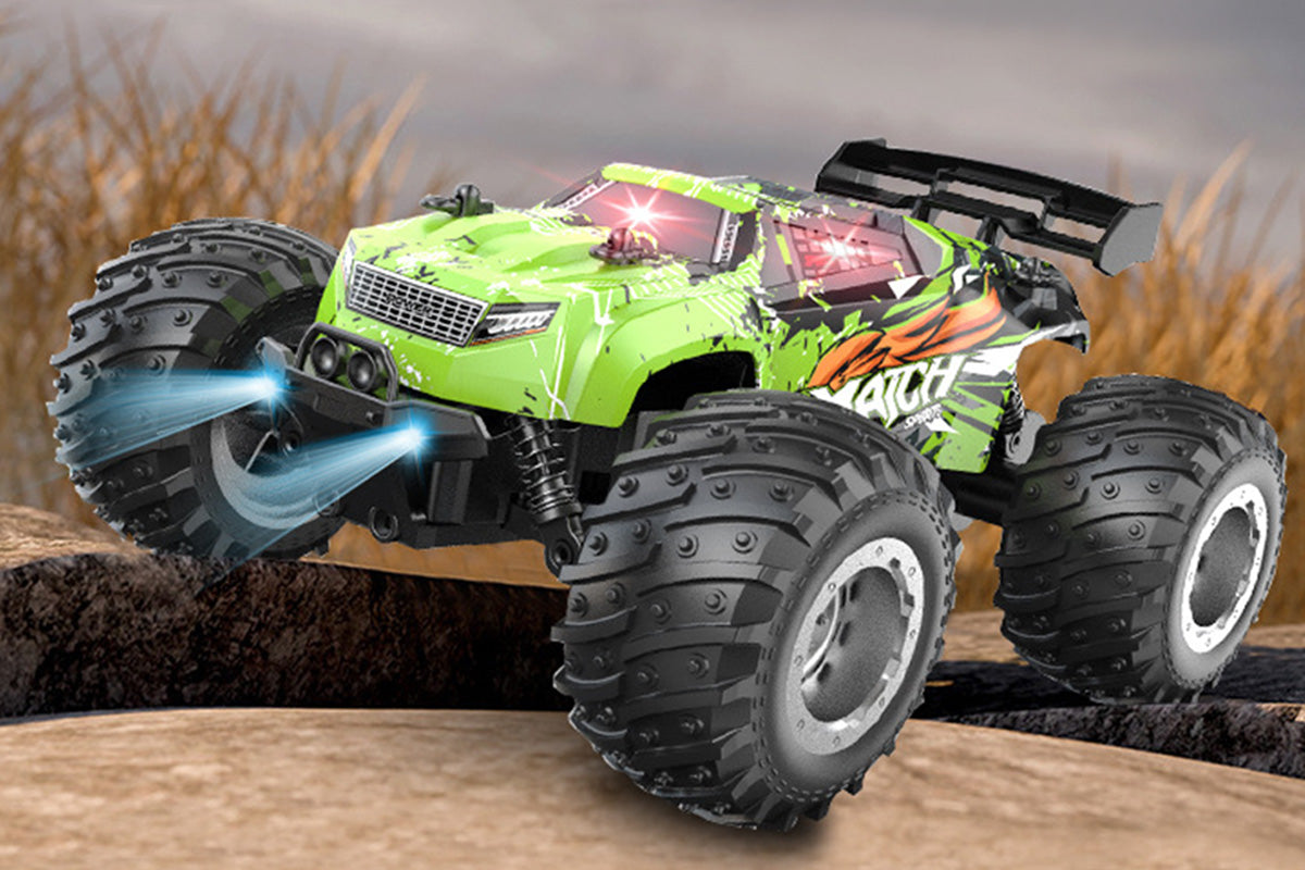1:18 Scale Remote Control Car Toys All Terrain RC Truck With LED Light