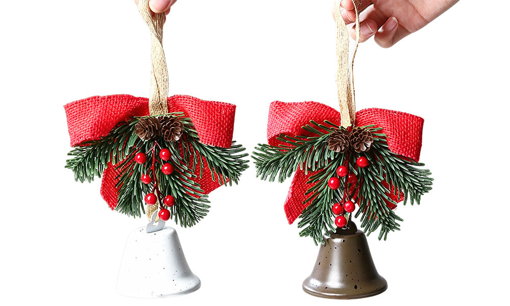 2/4 PCS Dimensional Christmas Tree Bell Hanging Ornaments
