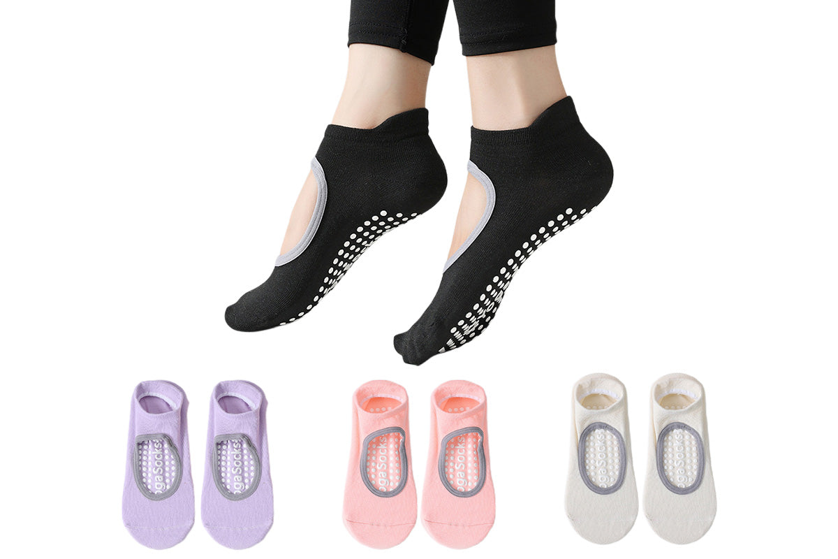 4 Pairs of Anti-Slip Yoga Socks Comfortable Pilates Socks with Grips for Workout Barre