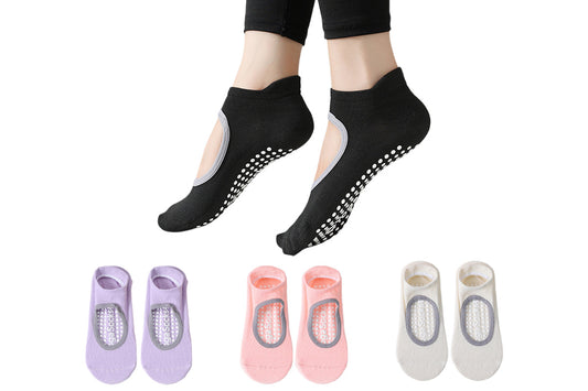 4 Pairs of Anti-Slip Yoga Socks Comfortable Pilates Socks with Grips for Workout Barre