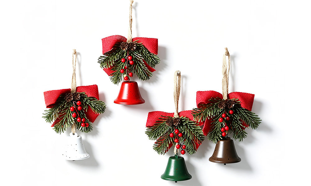 2/4 PCS Dimensional Christmas Tree Bell Hanging Ornaments