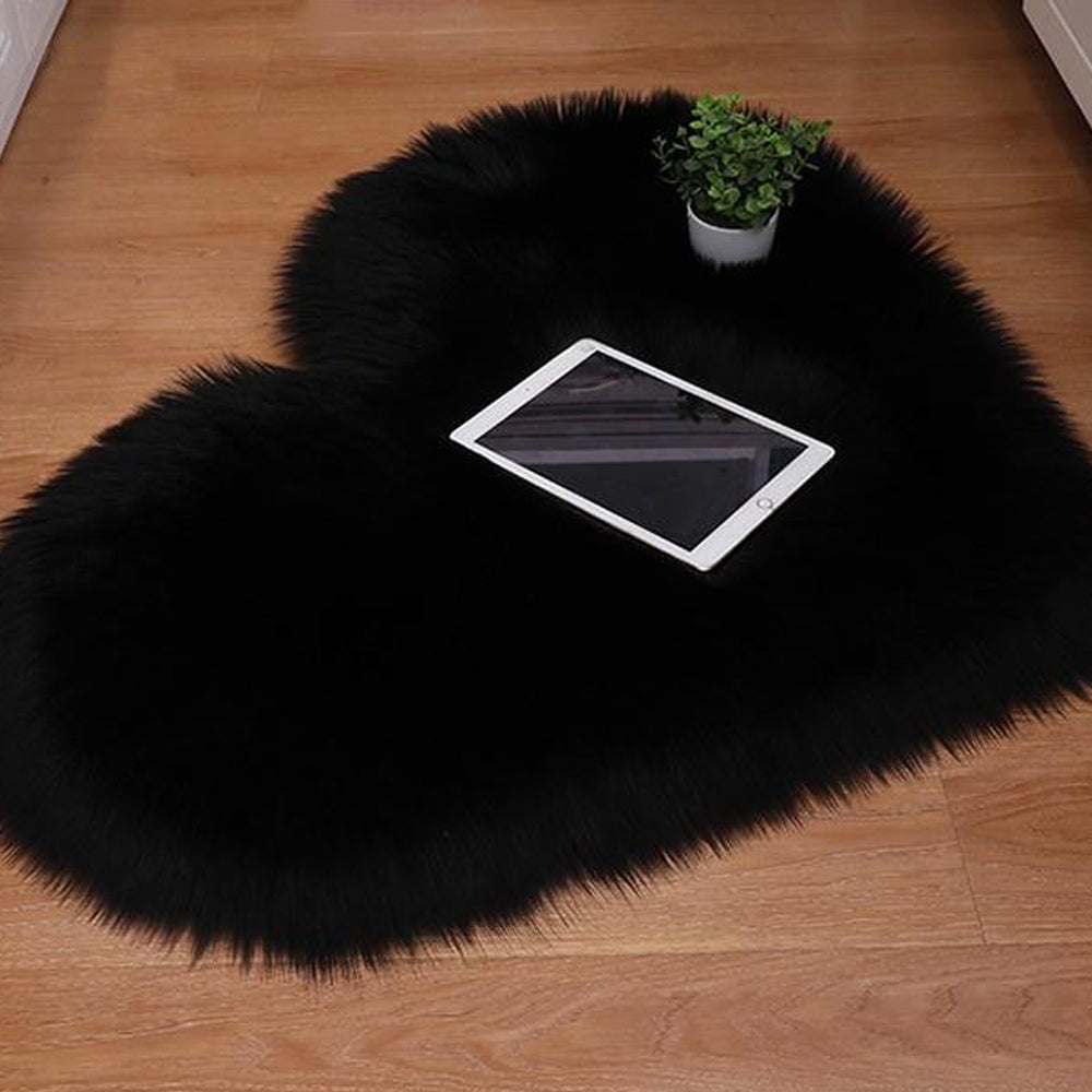 30x40cm Heart Shape Soft Area Rug Shaggy Floor Mat Home Rug Bedroom Carpet Black