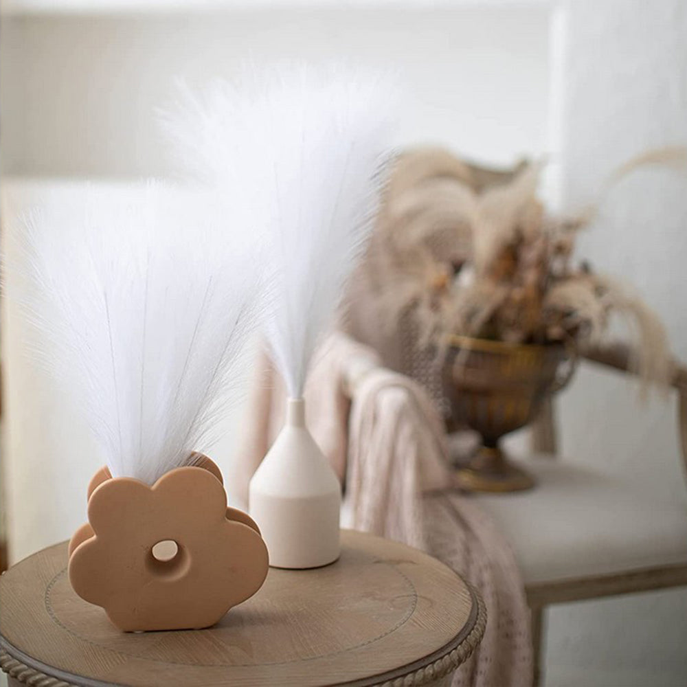 4Pcs White Faux Pampas Grass 50cm Tall Artificial Reed Fluffy Stems Home Decor