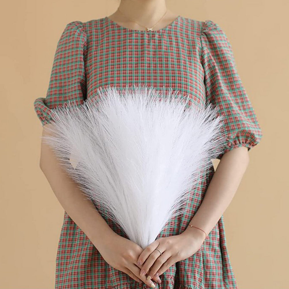 4Pcs White Faux Pampas Grass 50cm Tall Artificial Reed Fluffy Stems Home Decor