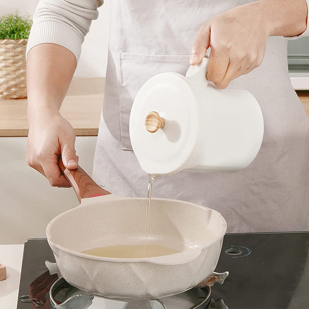 Large Oil Cruet Oil Dispenser Container with Oil Strainer White