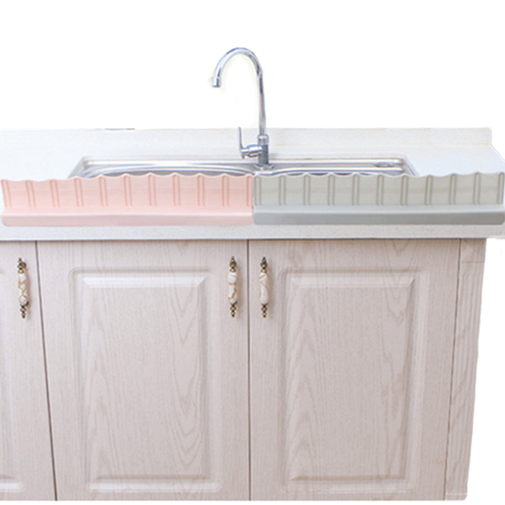 2Pcs Kitchen Sink Water Splash Guard With Sucker