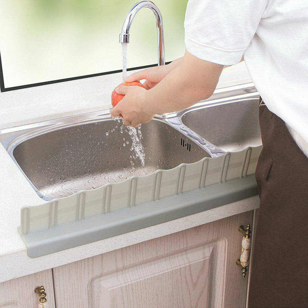 4Pcs Kitchen Sink Water Splash Guard With Sucker