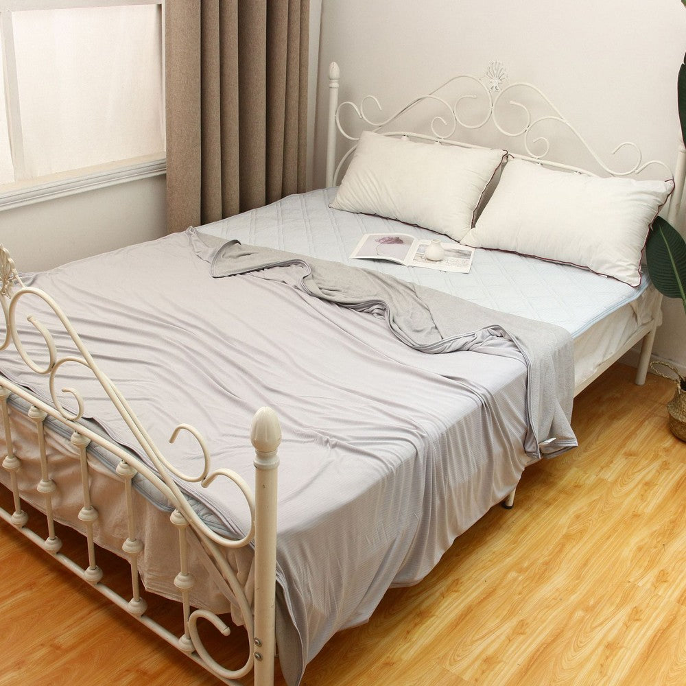 150x200cm Summer Cooling Blanket with Single Sided Cold Effect Grey