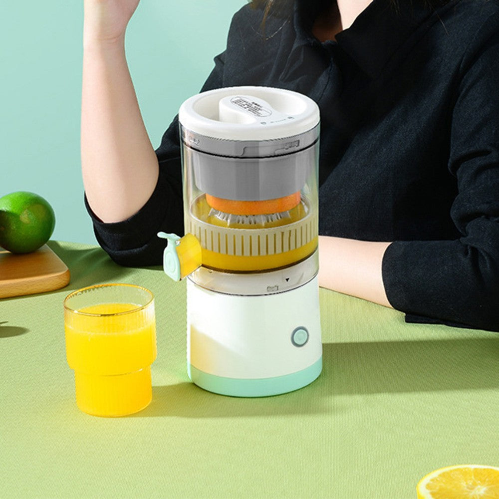 Hands-Free Electric Citrus Juicer USB Rechargeable Orange Lemon Squeezer Tool