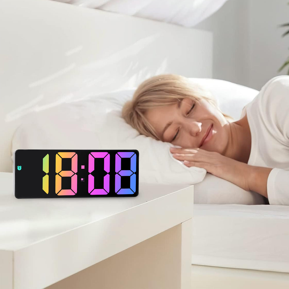 Digital Alarm Clock Auto Adjustable Brightness Time Display Desk Clock Black