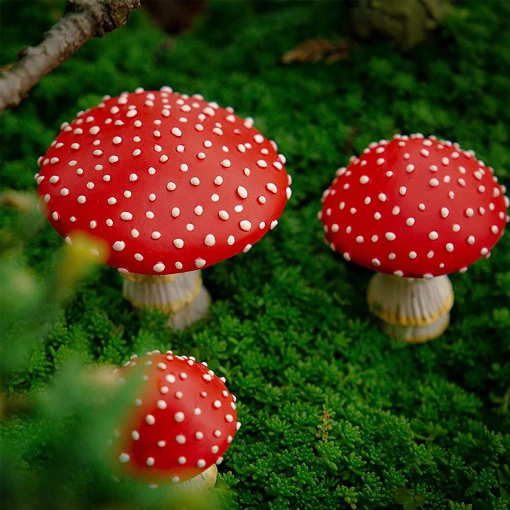 6Pcs Glow in The Dark Miniatures Mushroom Statue Luminous Mushroom Decor Fairy Garden Decor