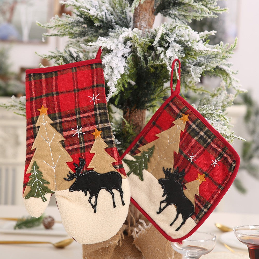 2-Piece Christmas Oven Mitt and Pot Holder Reusable Kitchen Heat Insulation Pad Microwave Gloves