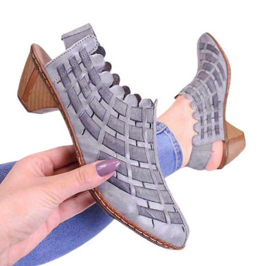 Women Cross Knit Short Boots