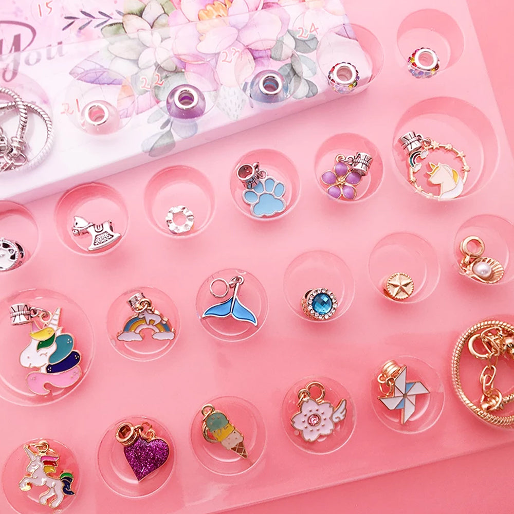 1X Christmas Advent Calendar Charm Bracelet Blind Box