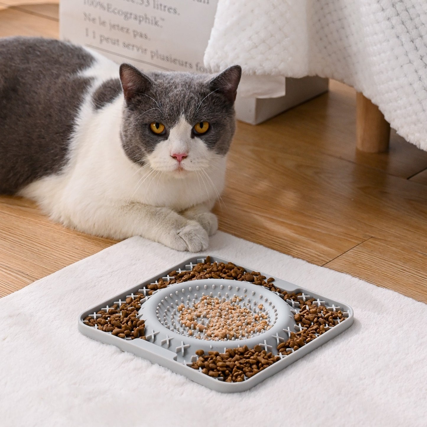 Pet Licking Mat for Dog Cat Pet Slow Feeder Treat Mat Grey