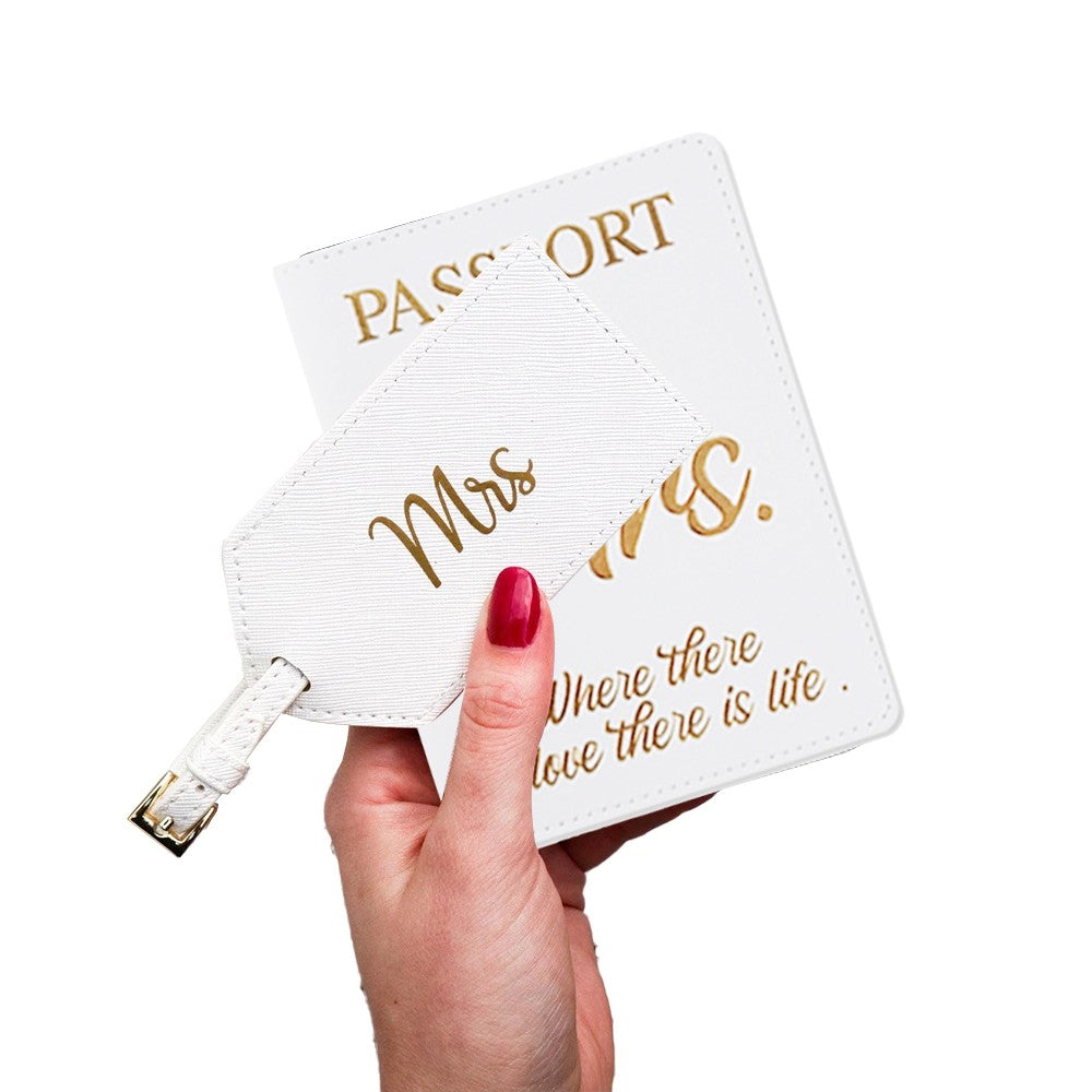 Mrs PU Leather Passport Holder and Luggage Tag Cover Set for Honeymoon Travel