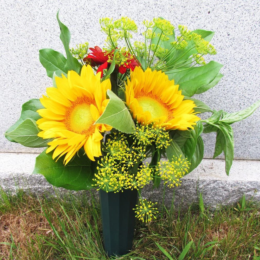 4Pcs Green Cemetery Memorial Vase with Spikes Grave Ground Stake Vase Resin Cones Flowers Holder for Grave Decoration