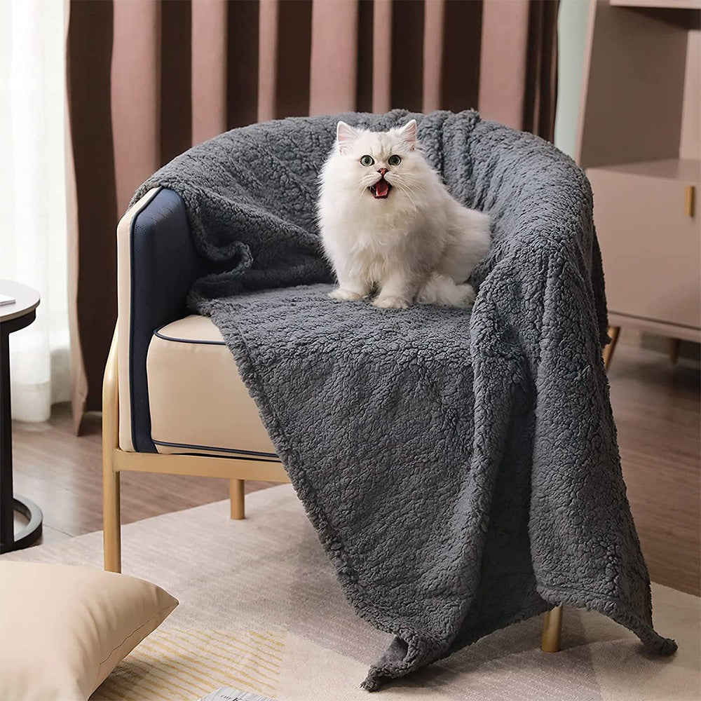 Winter Pet Blanket Dog Warm Blanket Cat Fluffy Plush Blanket Throw 100x80cm Grey