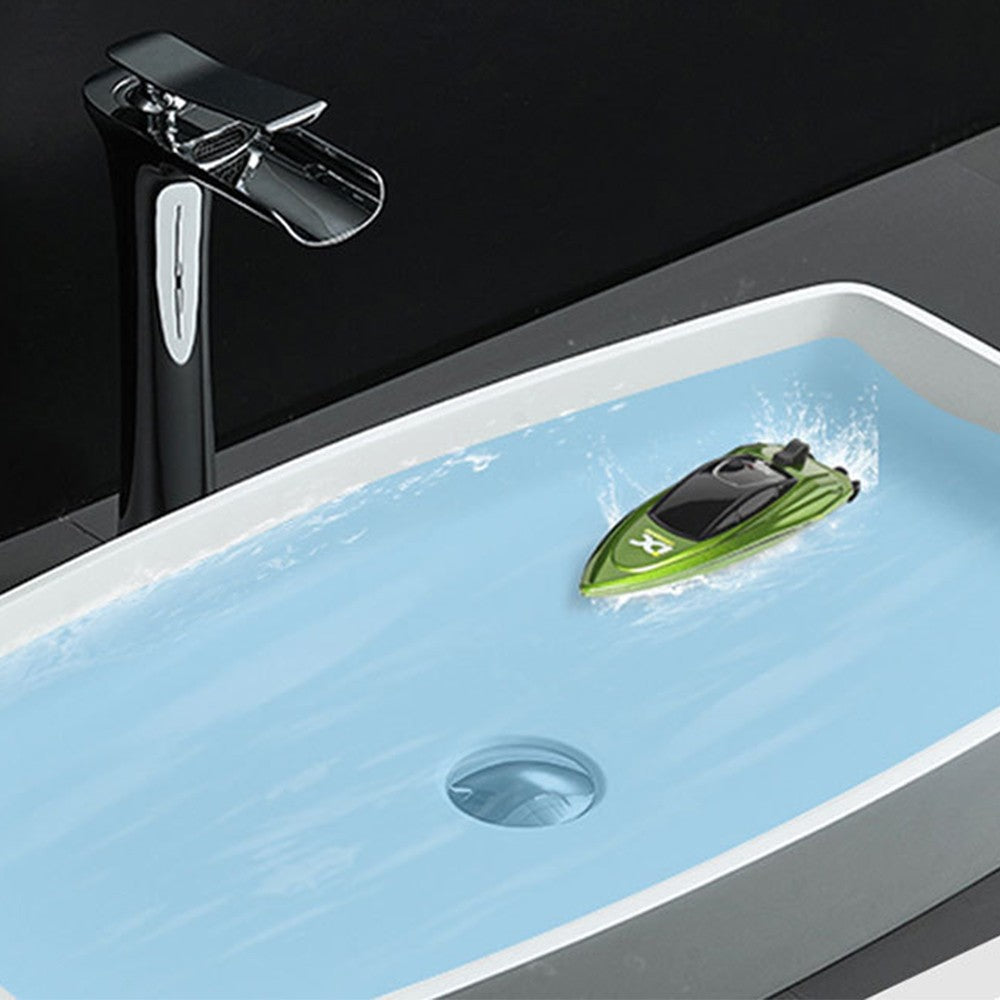 2.4GHz Kids RC Boat Toys Rechargeable Remote Control Racing Ship Toy Green