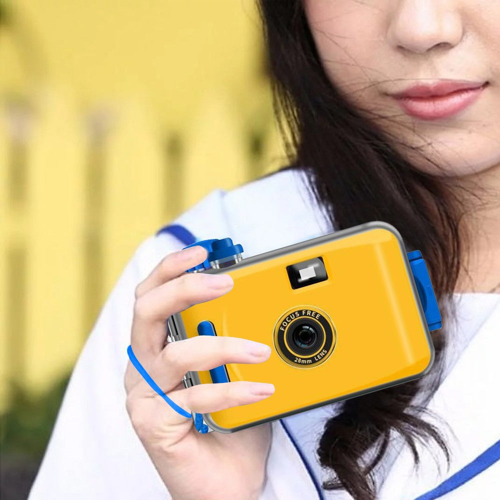 Reusable 135 Film Camera with Water-resistant Case and 35mm Film Roll - Yellow