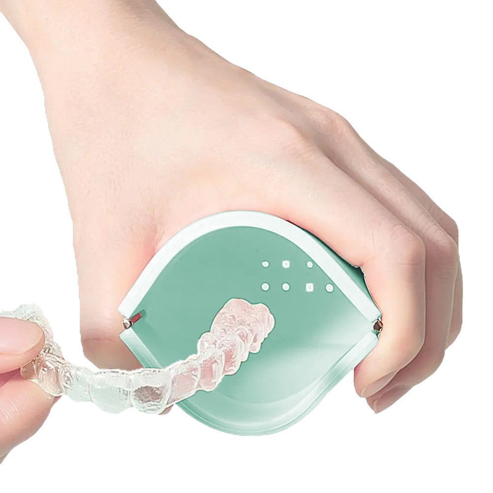 Portable Silicone Retainer Case Denture Mouth Guard Storage Case - Green