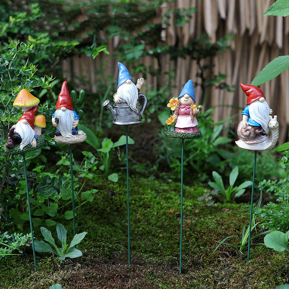 Set of 5Pcs Christmas Gnomes Stake Statue Garden Resin Ornament Flower Pot Decor