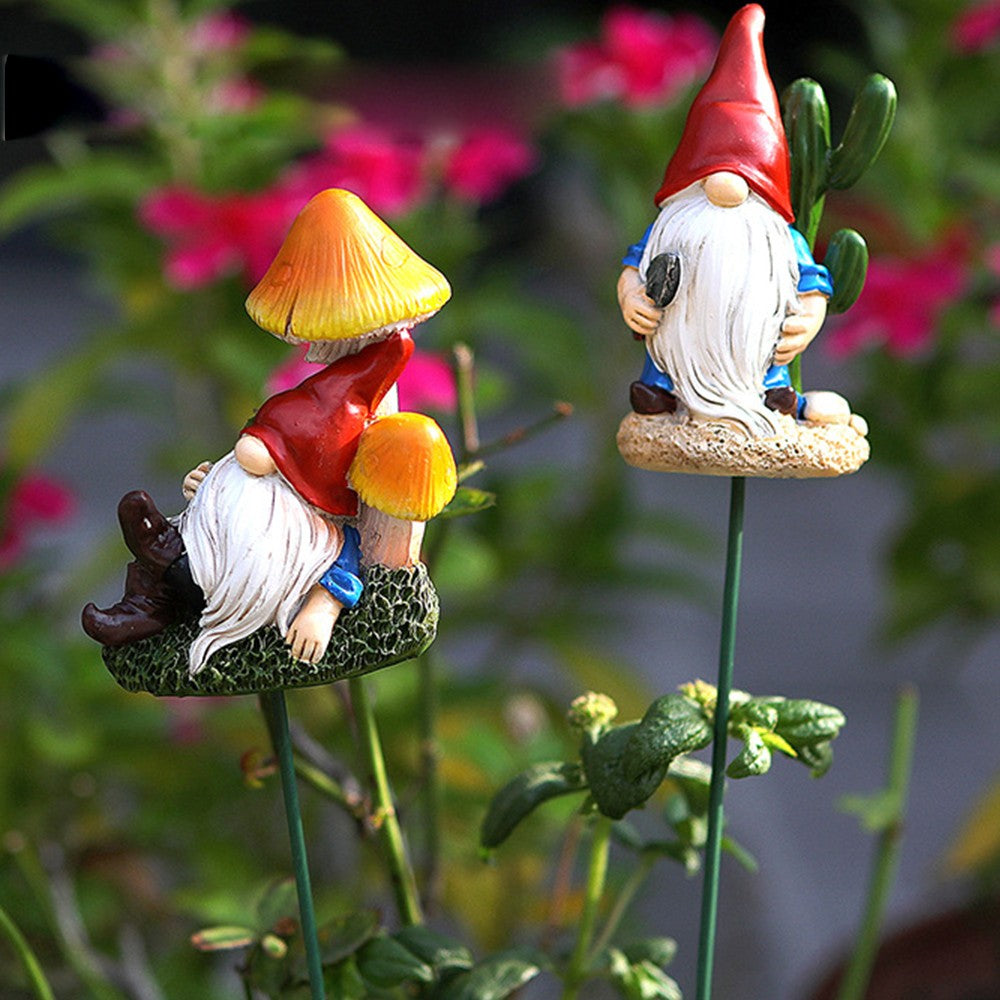 Set of 5Pcs Christmas Gnomes Stake Statue Garden Resin Ornament Flower Pot Decor