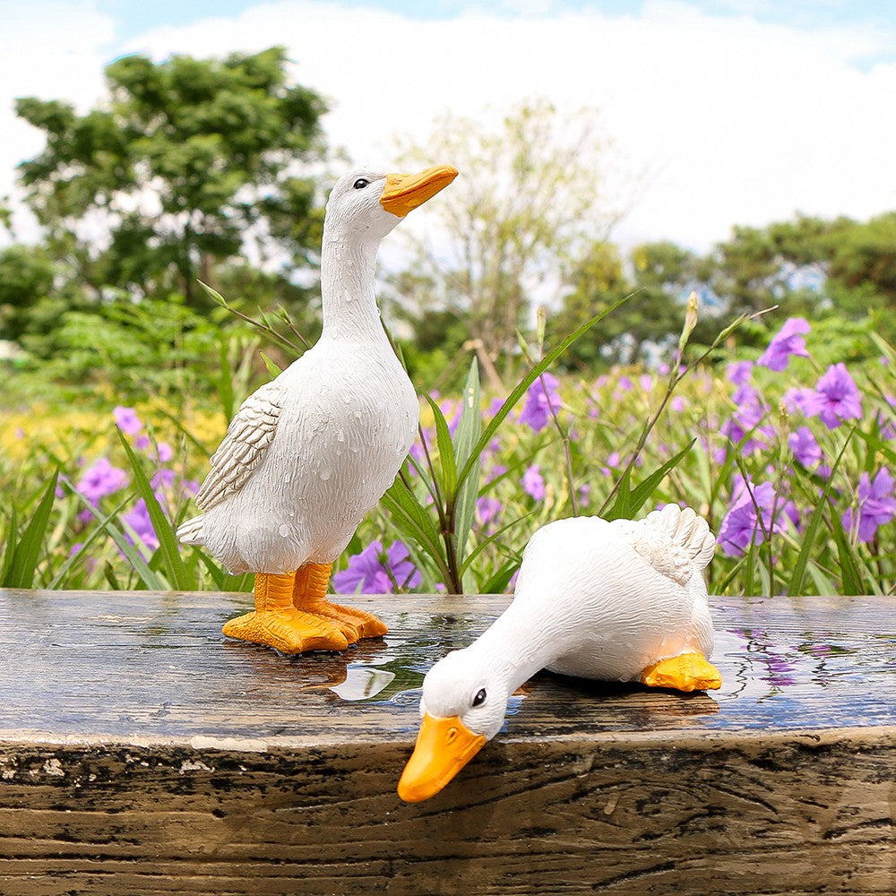 2Pcs Simulation White Duck Statue Garden Resin Statue Landscape Decoration