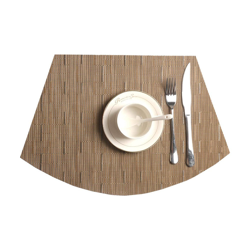 6Pcs Wedge Placemats and Centerpiece Round Mat Set for Dining Table Brown