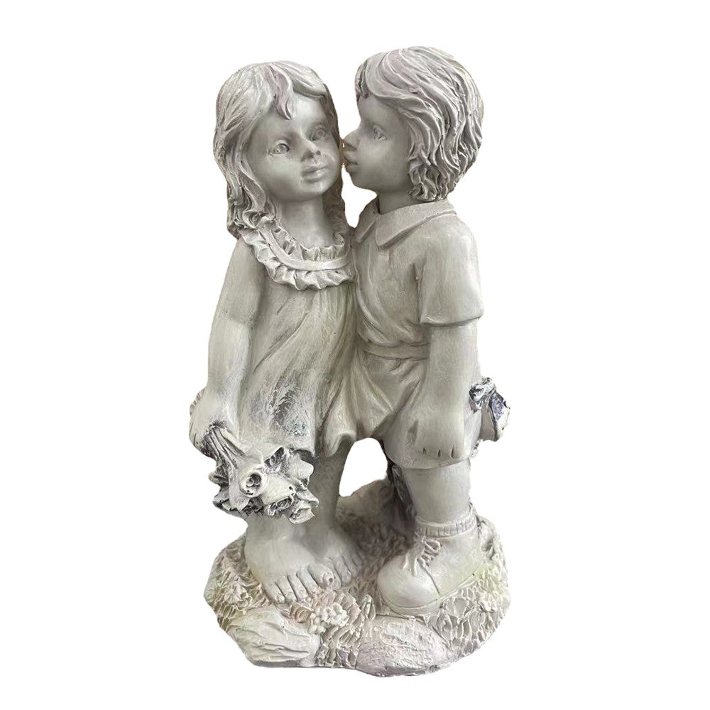 Couple Kissing Statue Garden Statue Yard Sculpture Outdoor Ornament Style 1