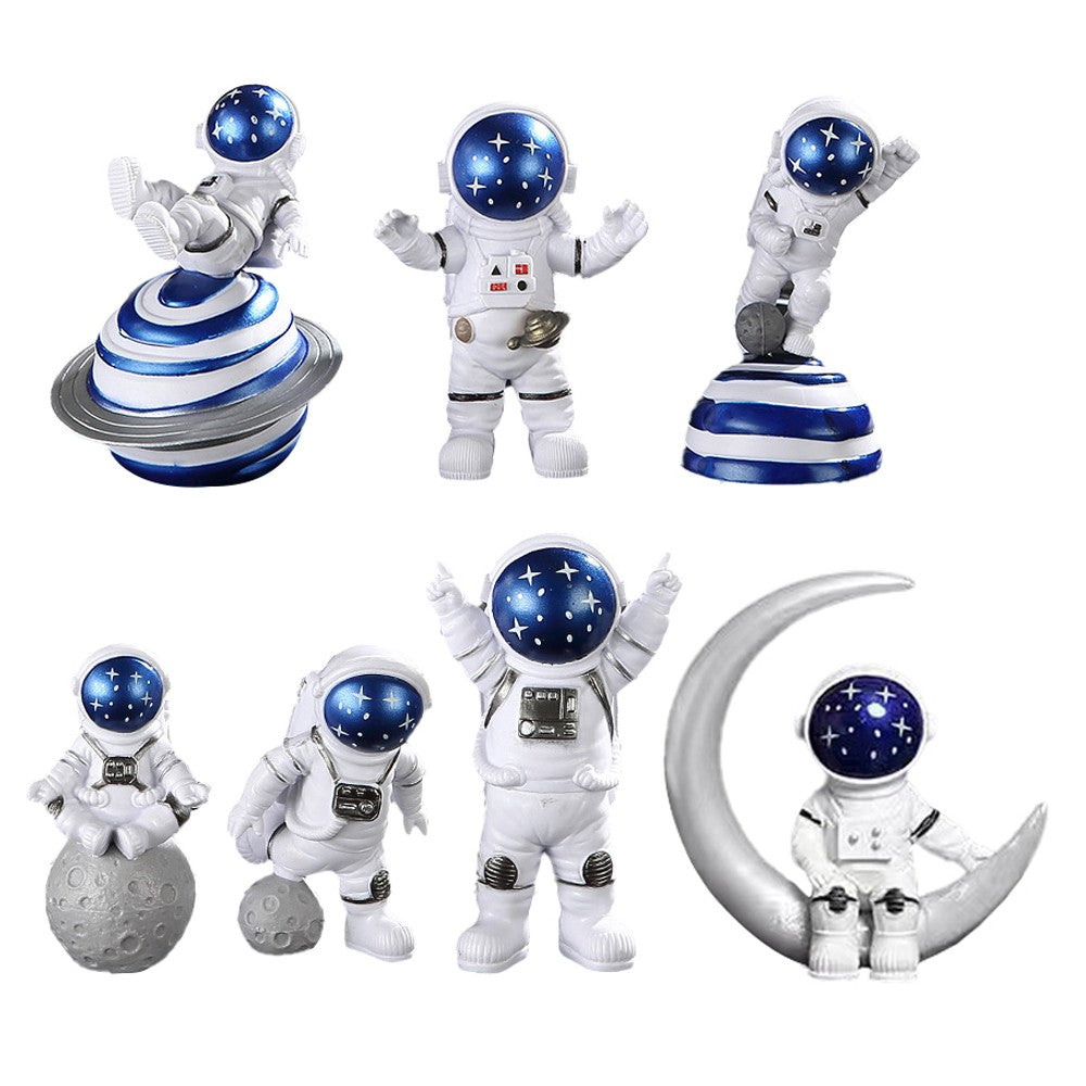 7-Piece Astronaut Figurine Miniature Spaceman Statue Sculpture Desktop Decor Ornament Blue