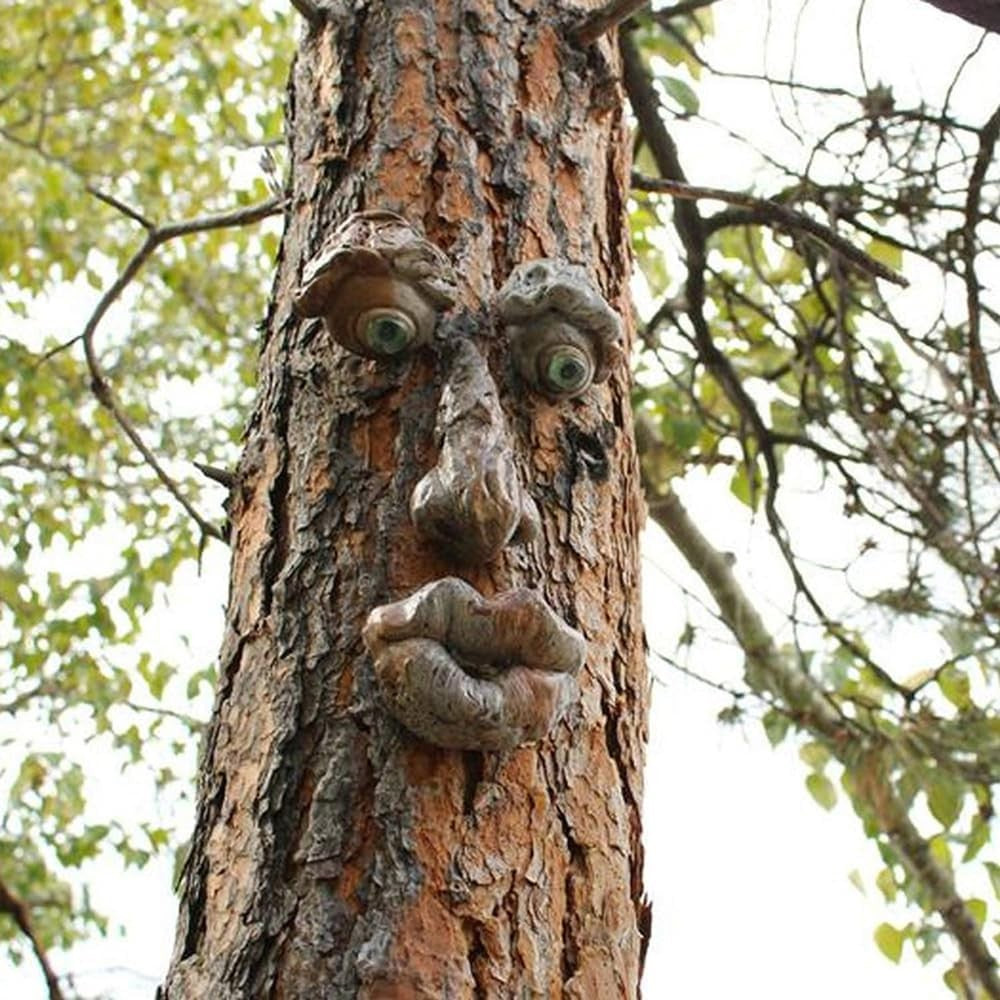 Tree Face Outdoor Statues Tree Hugger Bark Ghostface Decor Yard Art - Style B
