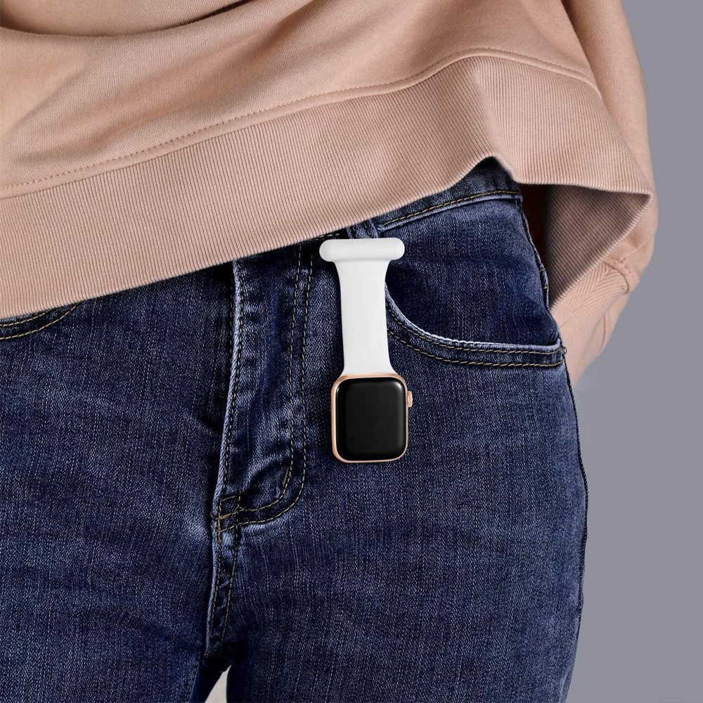 2 X Silicone Replacement Watch Band Pin On Brooch Watch Band for Apple Watch 38mm 40mm Black White
