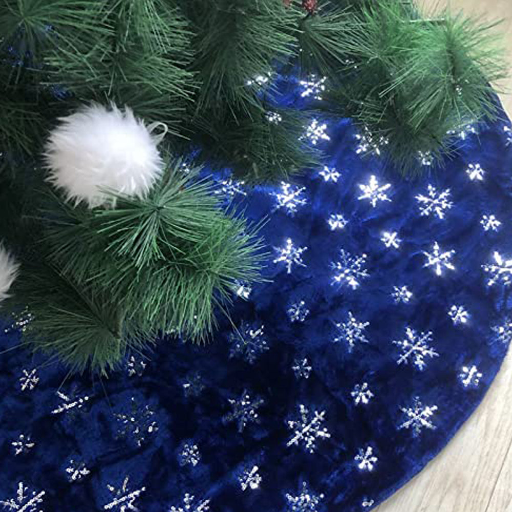 122cm Blue Christmas Tree Skirt with 2 Plush Christmas Stocking