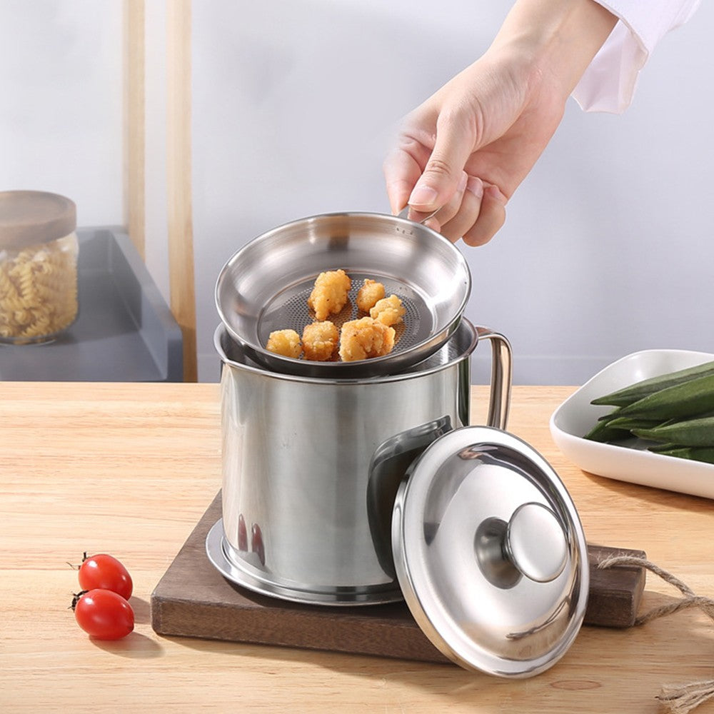 1.8L Stainless Steel Oil Filter Pot Bacon Grease Filter Can with Strainer Mesh Dust-proof Lid
