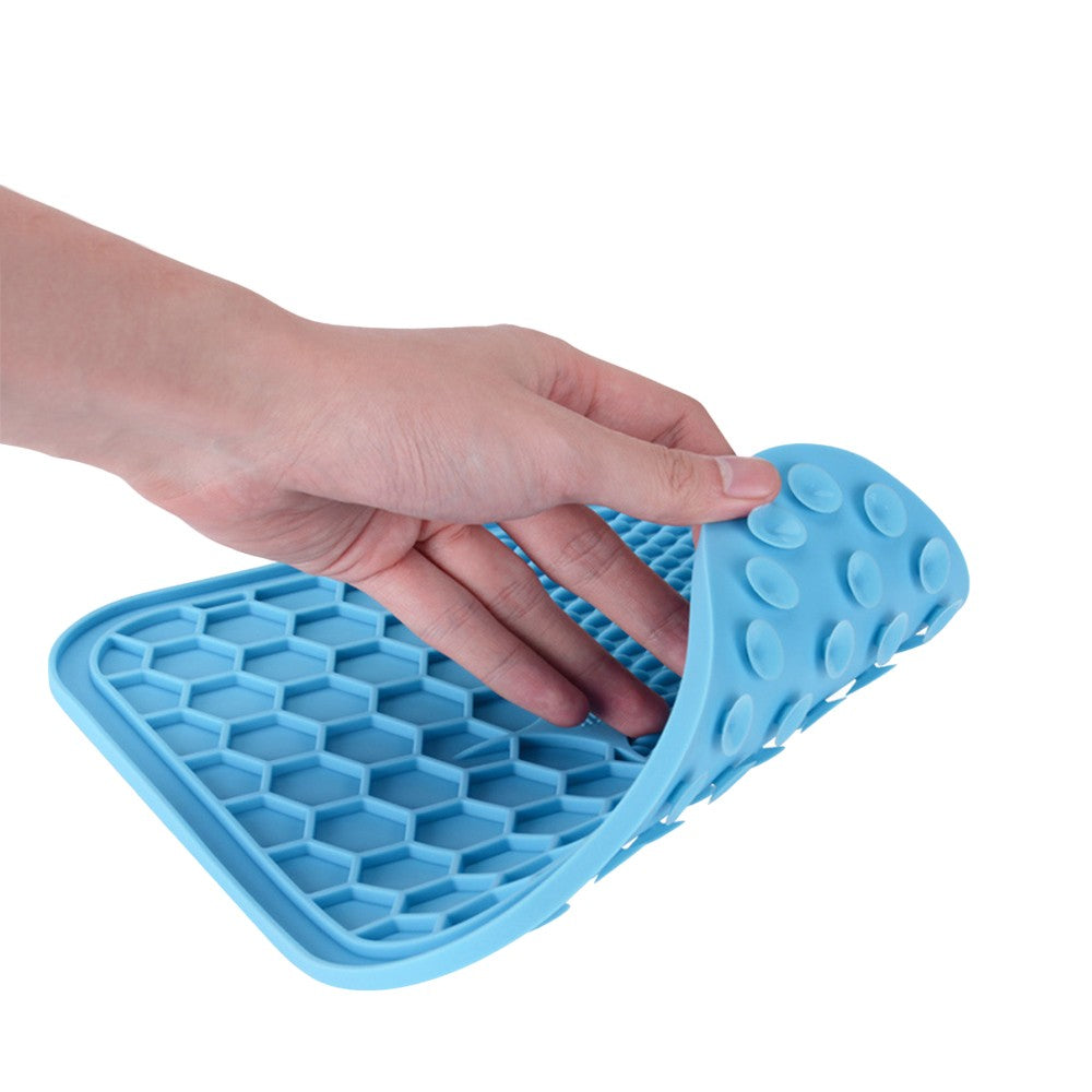 2Pcs Silicone Dog Licking Mat with Suction Cups Pet Slow Feeder Pad with Spatula
